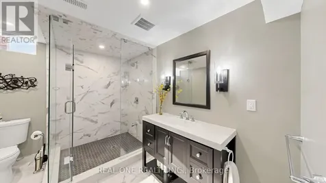 58 Emerald Hts Drive Whitchurch-stouffville ON L4A 0C8
