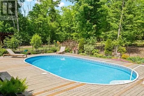 5040 Stonecrest Road Ottawa ON K0A 3M0