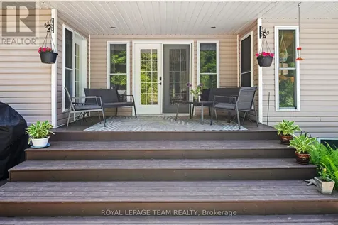 5040 Stonecrest Road Ottawa ON K0A 3M0