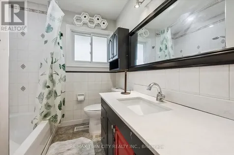 134 Westmount Road East Kitchener ON N2M 4Y5