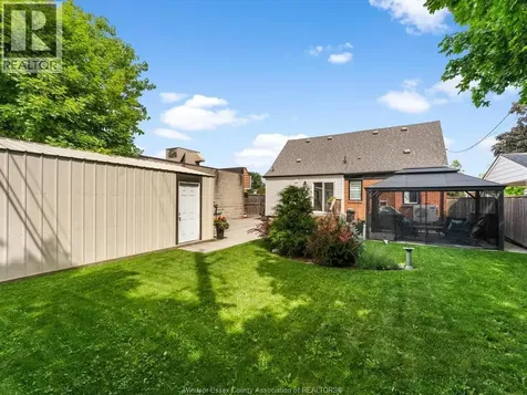 7241 Wyandotte Street Windsor ON N8S 1R5
