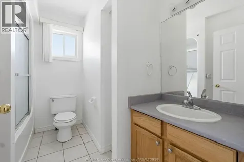 149 Amy Croft Drive Lakeshore ON N8K 1E3