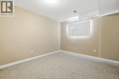 149 Amy Croft Drive Lakeshore ON N8K 1E3