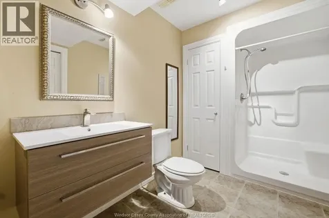 149 Amy Croft Drive Lakeshore ON N8K 1E3