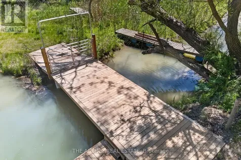 7904 Katharine Crescent Lambton Shores ON N0M 2L0