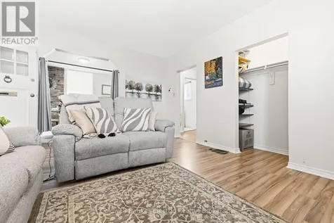 782 Ward Street Selwyn ON K0L 1H0