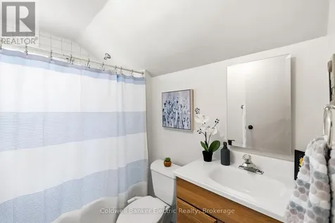 782 Ward Street Selwyn ON K0L 1H0