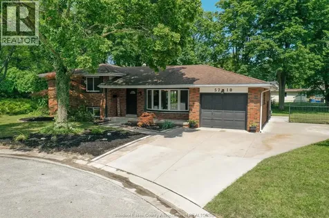 5710 Dalton Avenue Lasalle ON N9H 1M8
