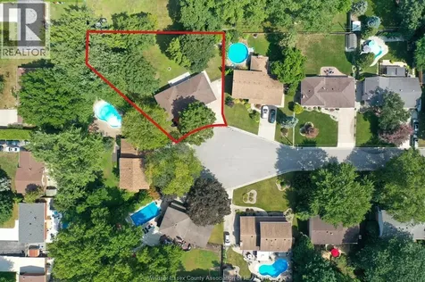 5710 Dalton Avenue Lasalle ON N9H 1M8