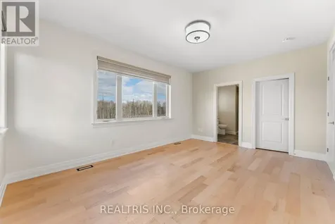 5813 Red Castle Ridge Ottawa ON K4M 0A4