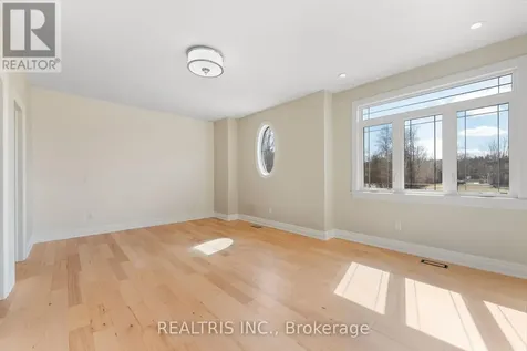 5813 Red Castle Ridge Ottawa ON K4M 0A4