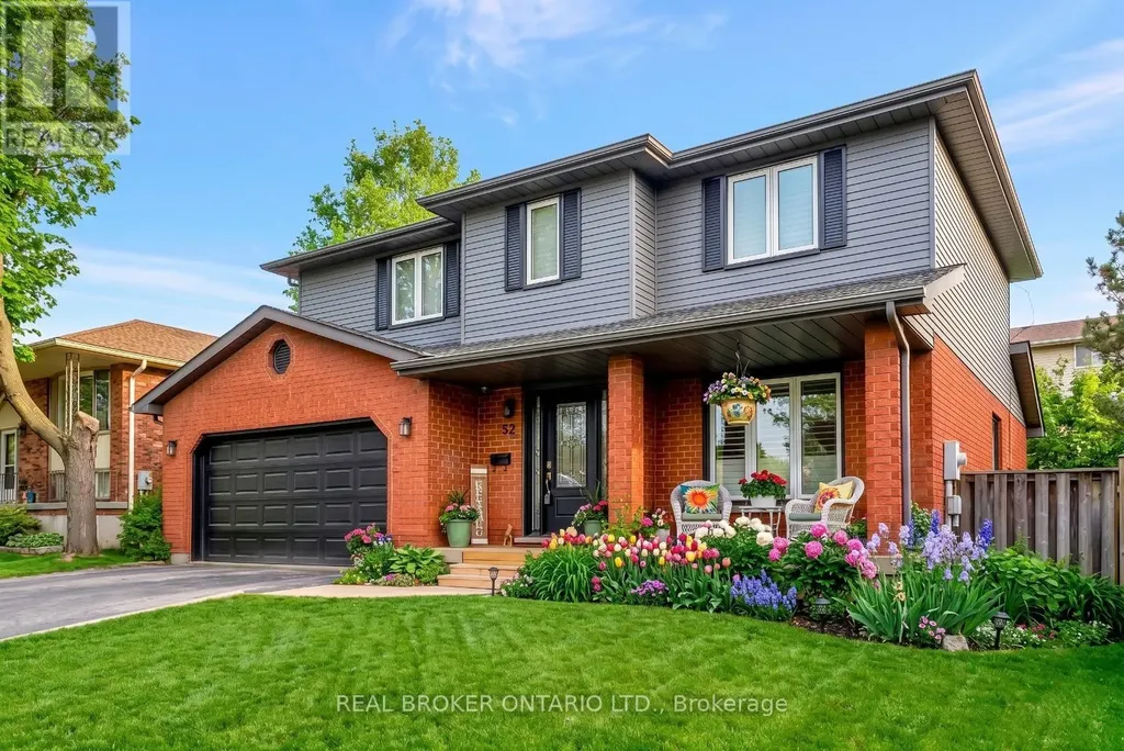 52 Beckett Drive Brantford ON N3T 6G2