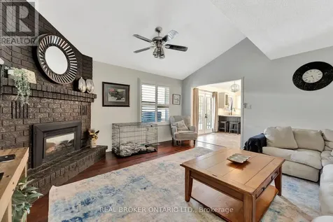 52 Beckett Drive Brantford ON N3T 6G2