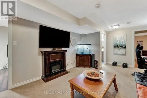 52 Beckett Drive Brantford ON N3T 6G2