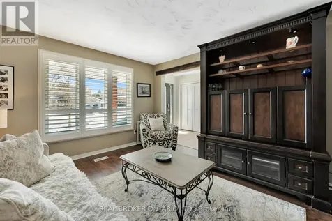 52 Beckett Drive Brantford ON N3T 6G2