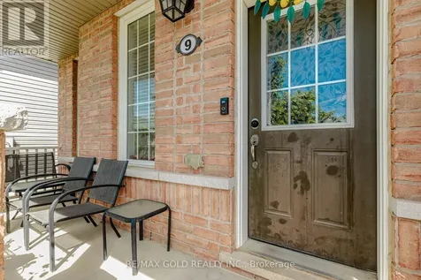 9 Burgess Crescent Brantford ON N3T 0J5