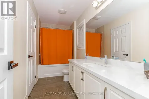 9 Burgess Crescent Brantford ON N3T 0J5