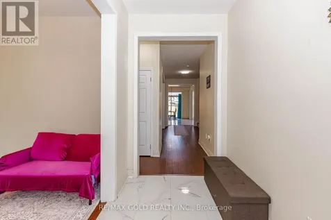 9 Burgess Crescent Brantford ON N3T 0J5