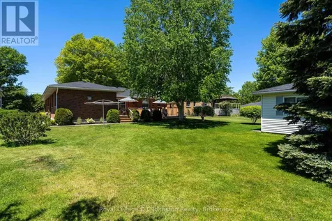 86 Breadalbane Street South Saugeen Shores ON N0H 2L0