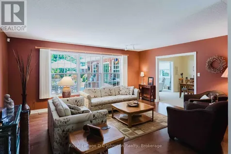 86 Breadalbane Street South Saugeen Shores ON N0H 2L0