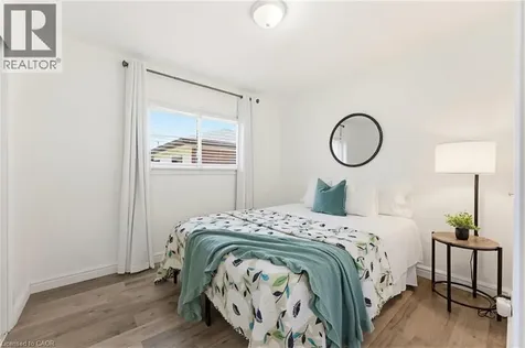 17 Broadmore Avenue St. Catharines ON L2M 6A4