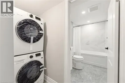 17 Broadmore Avenue St. Catharines ON L2M 6A4