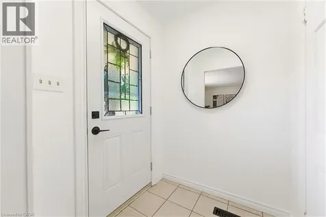 17 Broadmore Avenue St. Catharines ON L2M 6A4