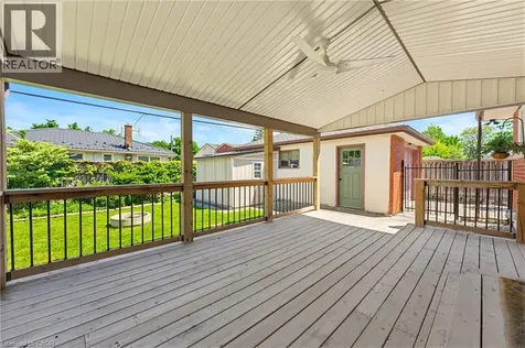 17 Broadmore Avenue St. Catharines ON L2M 6A4