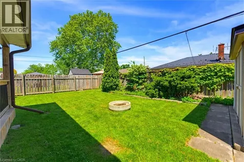 17 Broadmore Avenue St. Catharines ON L2M 6A4