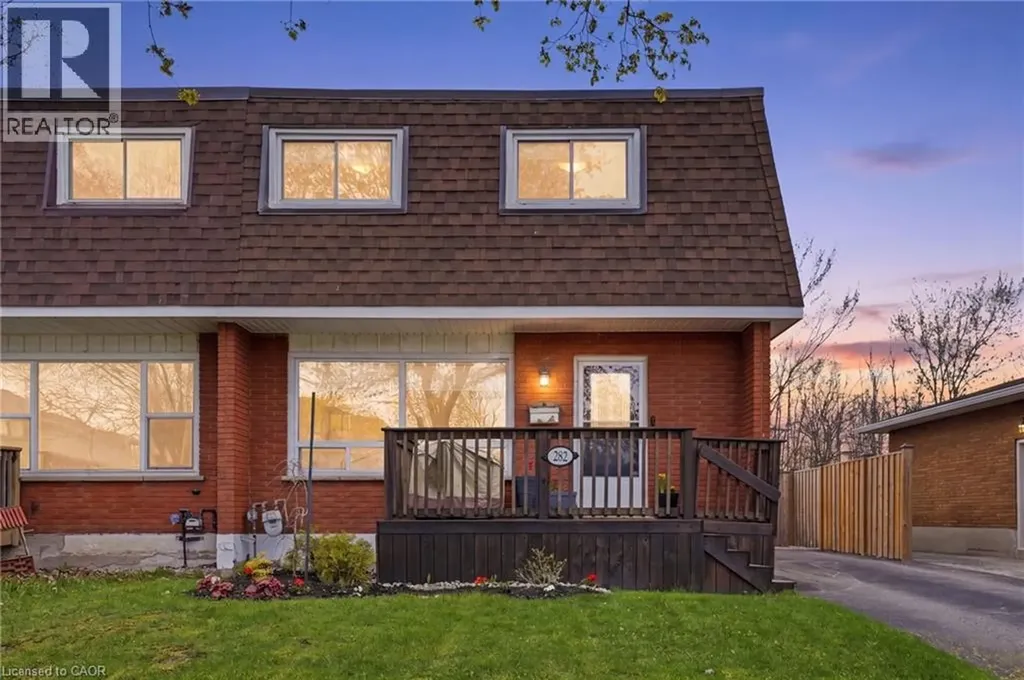 282 Roach Avenue Welland ON L3C 2W4