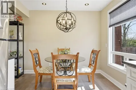 282 Roach Avenue Welland ON L3C 2W4