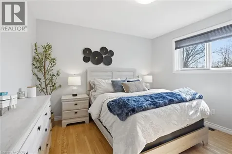 282 Roach Avenue Welland ON L3C 2W4