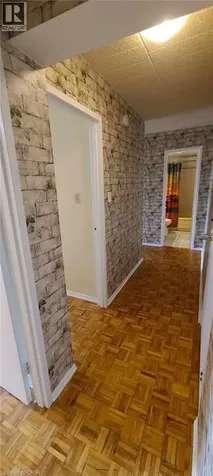 105 Conroy Crescent Guelph ON N1G 2V5