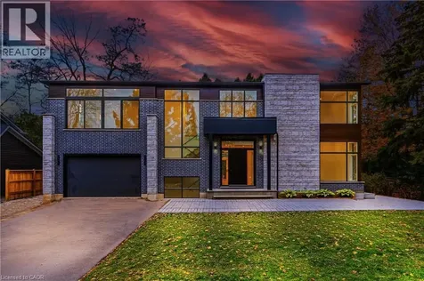 135 Secord Lane Burlington ON L7L 2H6