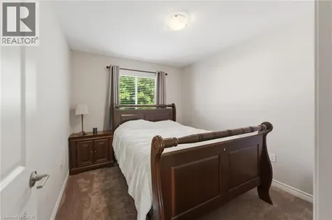 6 Chestnut Drive Grimsby ON L3M 0C4