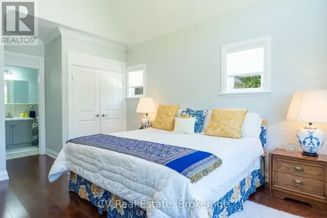 180 St. Edmunds Crescent South Bruce Peninsula ON N0H 2G0