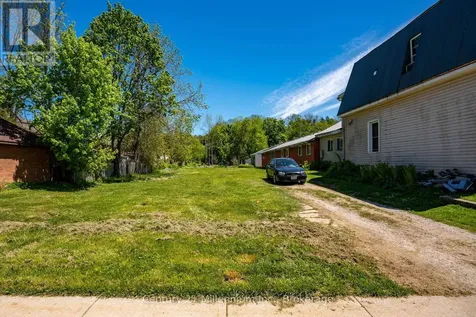 679 3rd Avenue East Owen Sound ON N4K 2K2