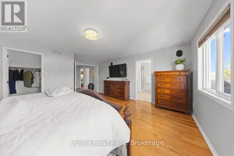 234 Deercroft Avenue Ottawa ON K2J 5K1
