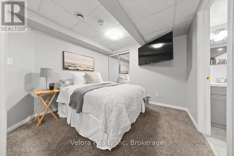 234 Deercroft Avenue Ottawa ON K2J 5K1