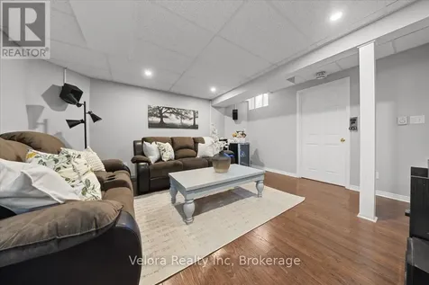 234 Deercroft Avenue Ottawa ON K2J 5K1