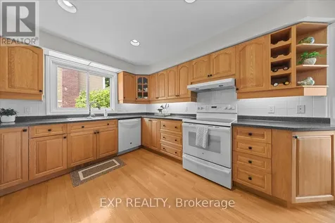 85 Teevens Drive Ottawa ON K2J 2E3