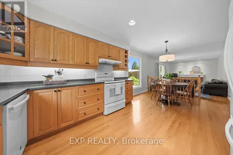 85 Teevens Drive Ottawa ON K2J 2E3