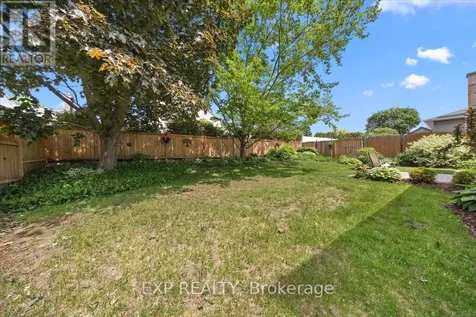 85 Teevens Drive Ottawa ON K2J 2E3