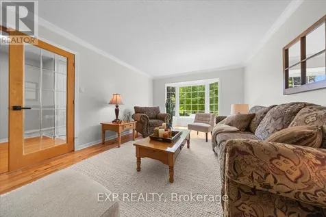 85 Teevens Drive Ottawa ON K2J 2E3
