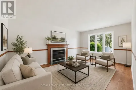 50 Bramble Wood Crescent Ottawa ON K2M 2H4