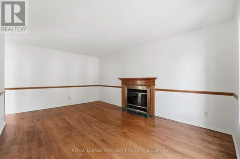 50 Bramble Wood Crescent Ottawa ON K2M 2H4