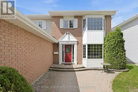 50 Bramble Wood Crescent Ottawa ON K2M 2H4