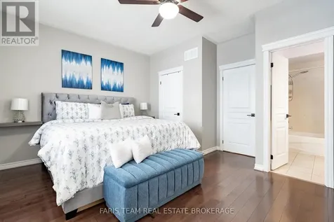 9 Broadpoint Street Wasaga Beach ON L9Z 3B8