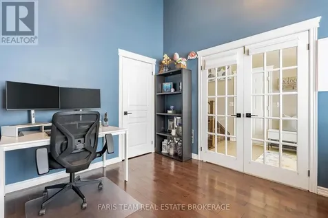 9 Broadpoint Street Wasaga Beach ON L9Z 3B8
