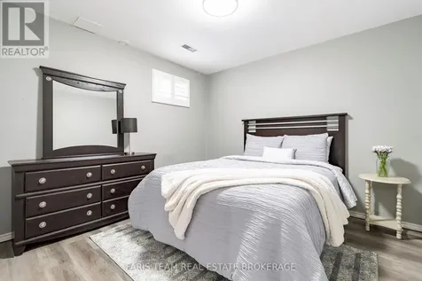 9 Broadpoint Street Wasaga Beach ON L9Z 3B8